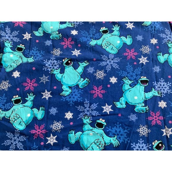 Sesame Street Cookie Monster Scrub Top Lg - Picture 7 of 7